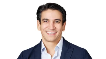 فاعل خير يتبرع بـ15 مليون درهم لدعم حملة «حد الحياة»